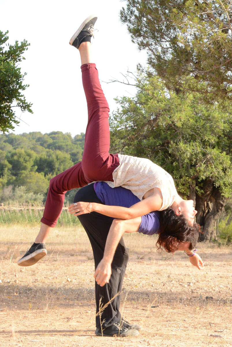 Introduction series: Contact Improvisation